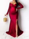 Joliloves Rotes, schulterfreies, figurbetontes Abendkleid mit V-Ausschnitt und Umstandsmode für die Babyparty